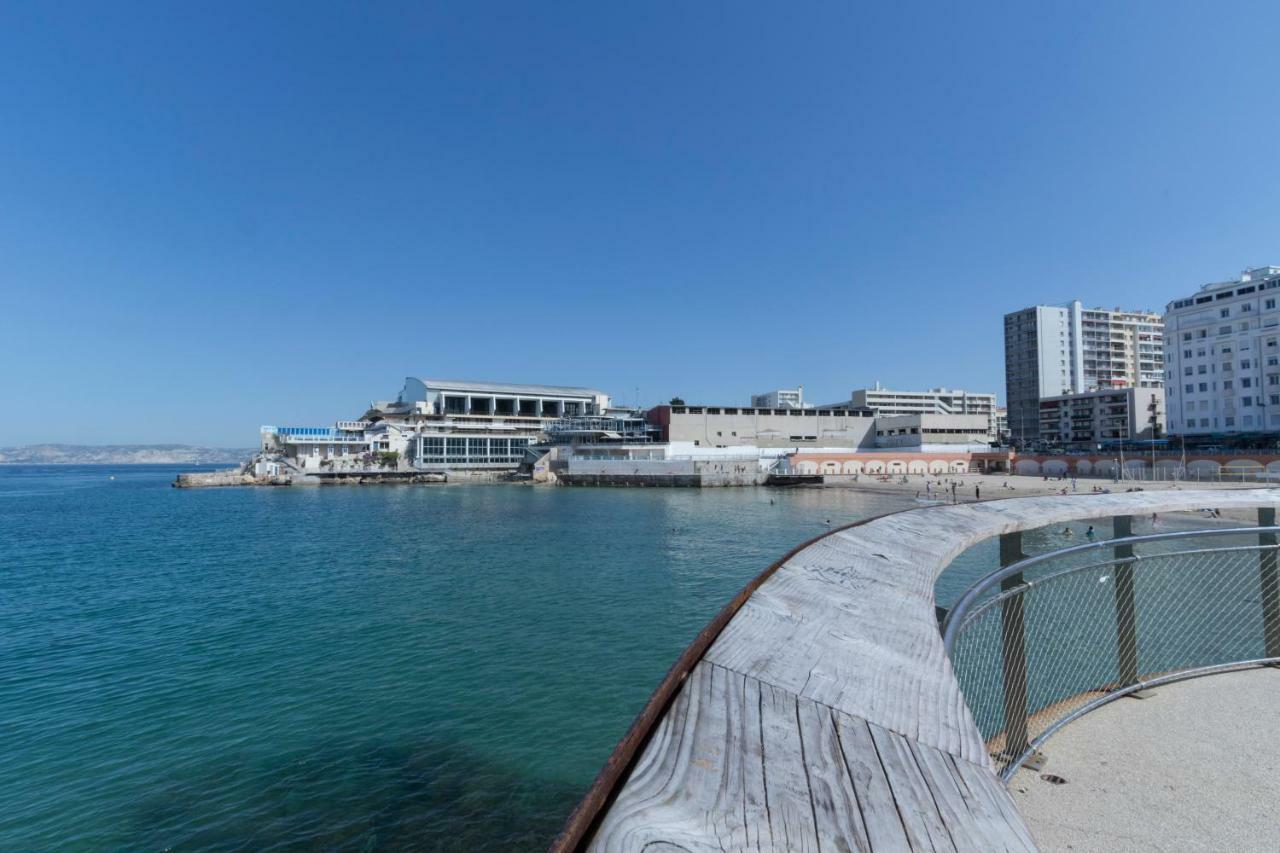 Stud Terras Ville Corniche 2 Pers Stat Gratuit Rue Modif Suivt Possib Et Accord Exclusif مارسيليا المظهر الخارجي الصورة