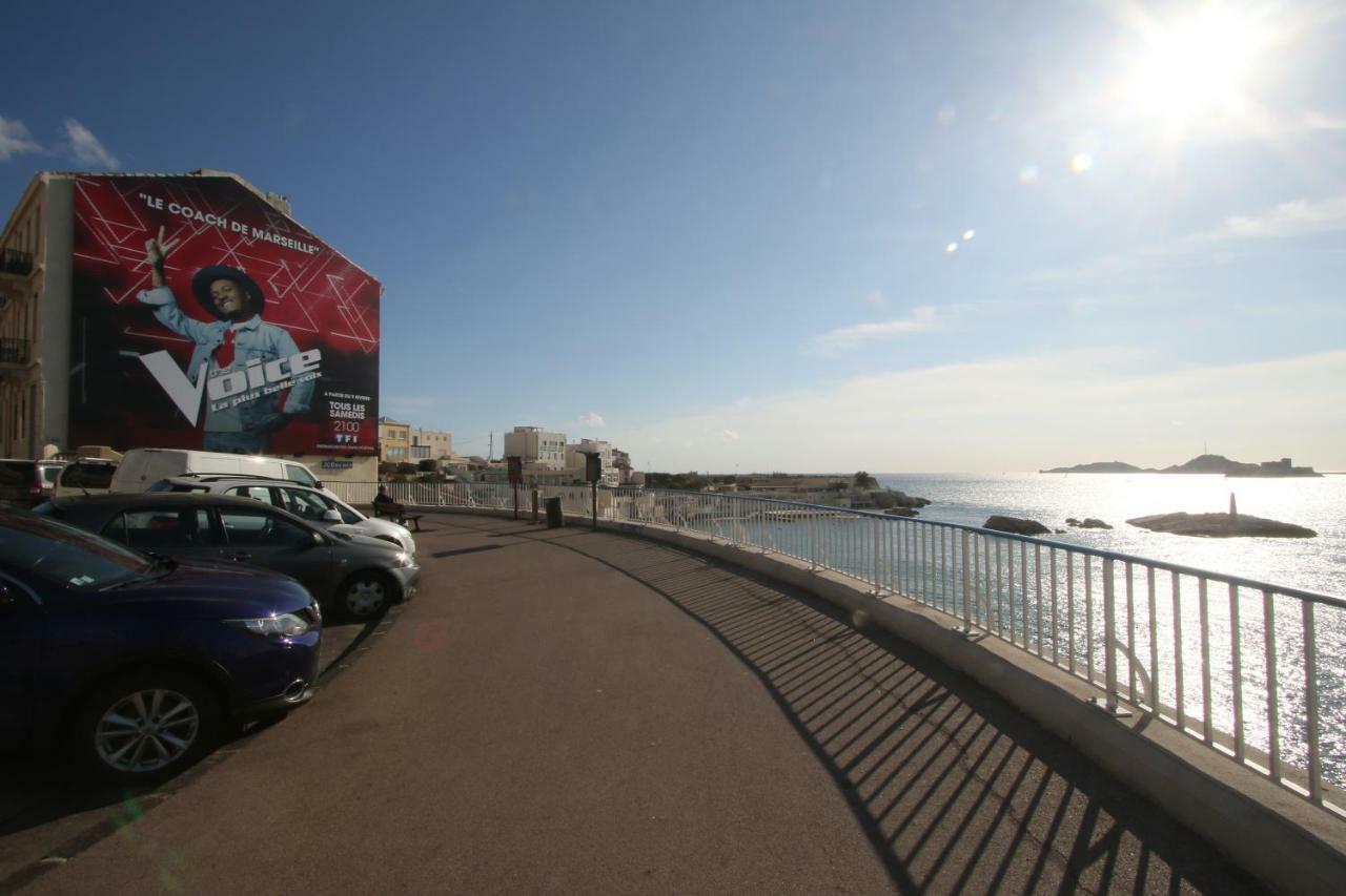Stud Terras Ville Corniche 2 Pers Stat Gratuit Rue Modif Suivt Possib Et Accord Exclusif مارسيليا المظهر الخارجي الصورة